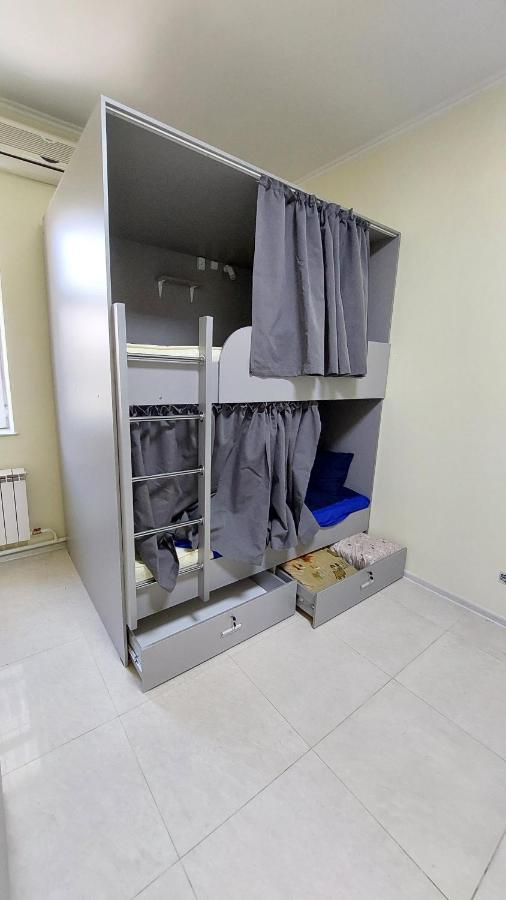 Check Inn Hostel Αλμάτι Εξωτερικό φωτογραφία