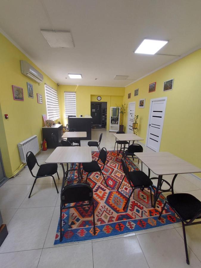 Check Inn Hostel Αλμάτι Εξωτερικό φωτογραφία